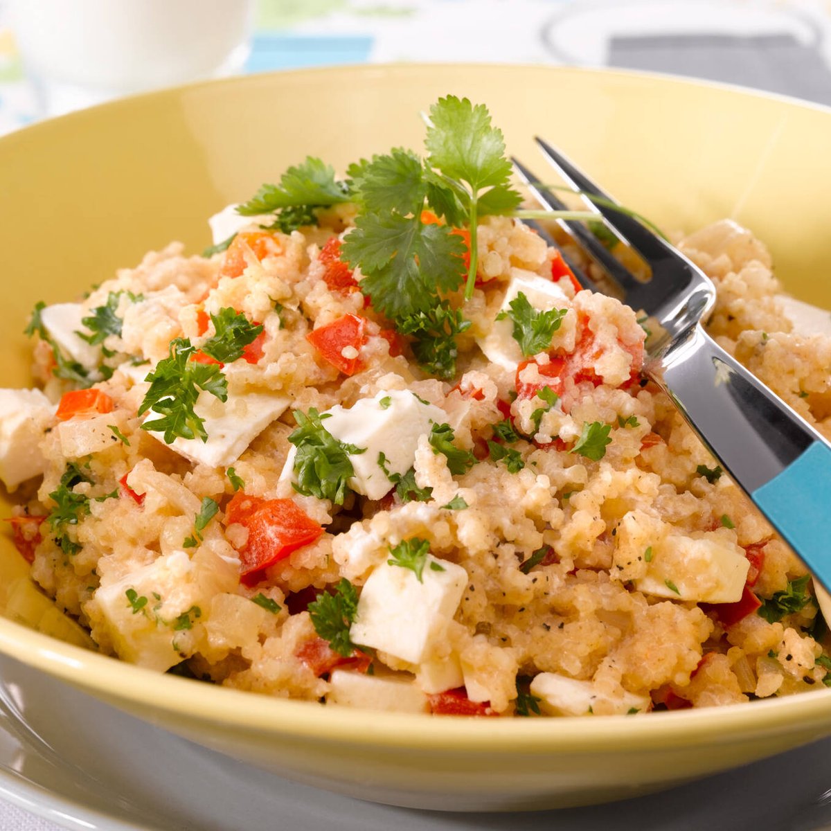 Couscous-kasvislisäke