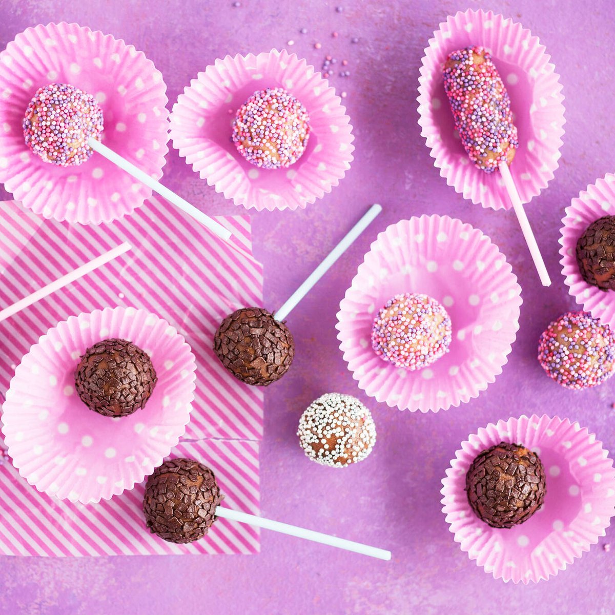 Cake popsit