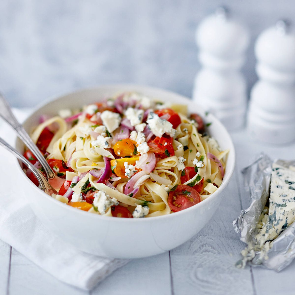 AURA tomaattipasta