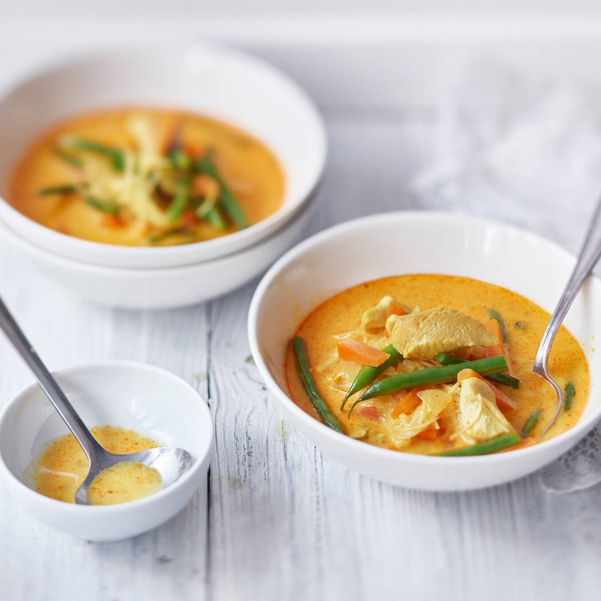 Kana-currykeitto