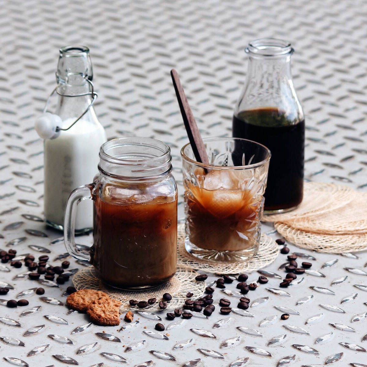 Kylmäuutettu kahvi eli cold brew coffee