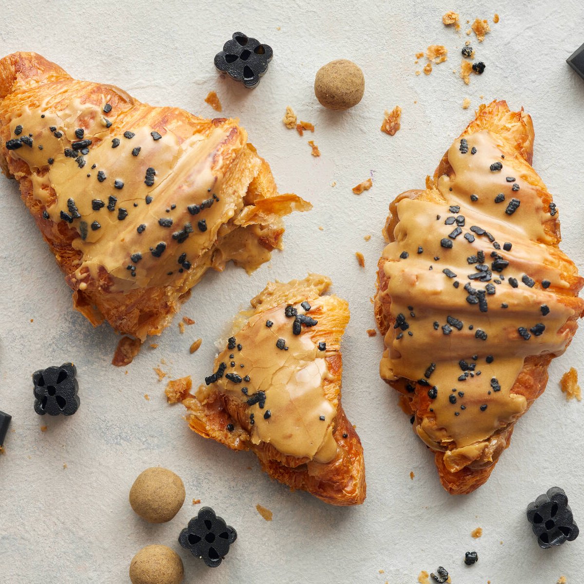 Lakritsi croissant