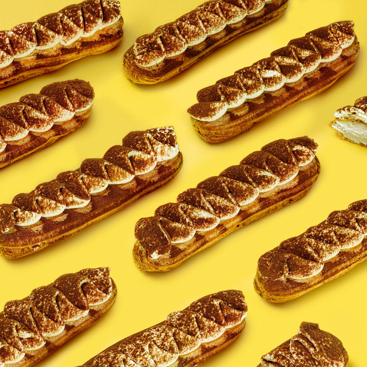 Tiramisu eclair