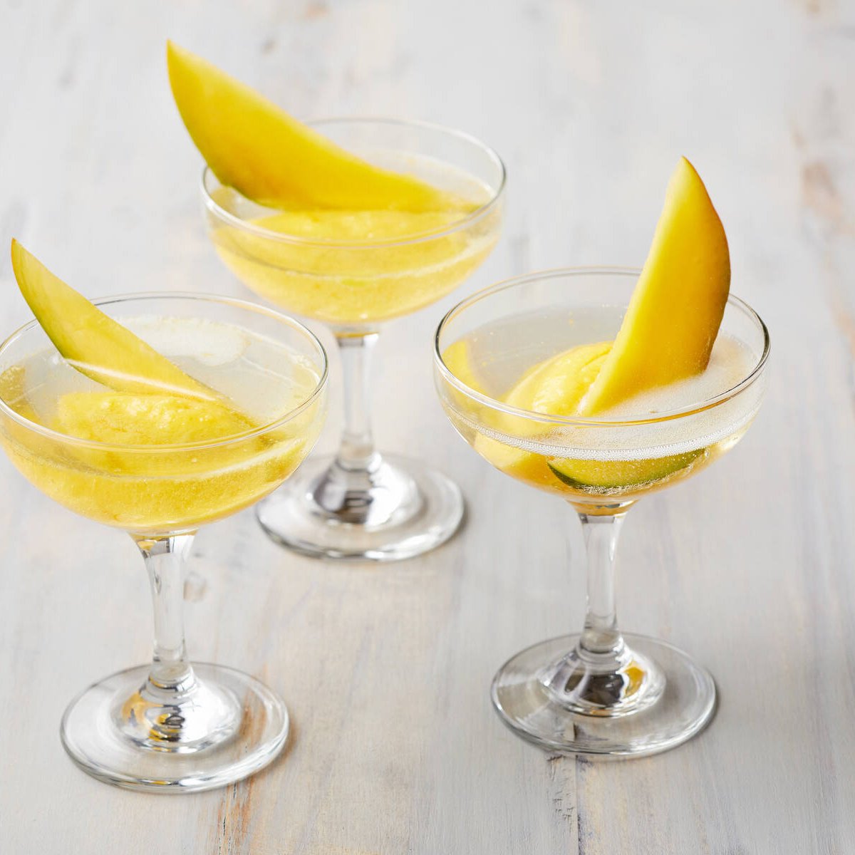 Mangobelliinit