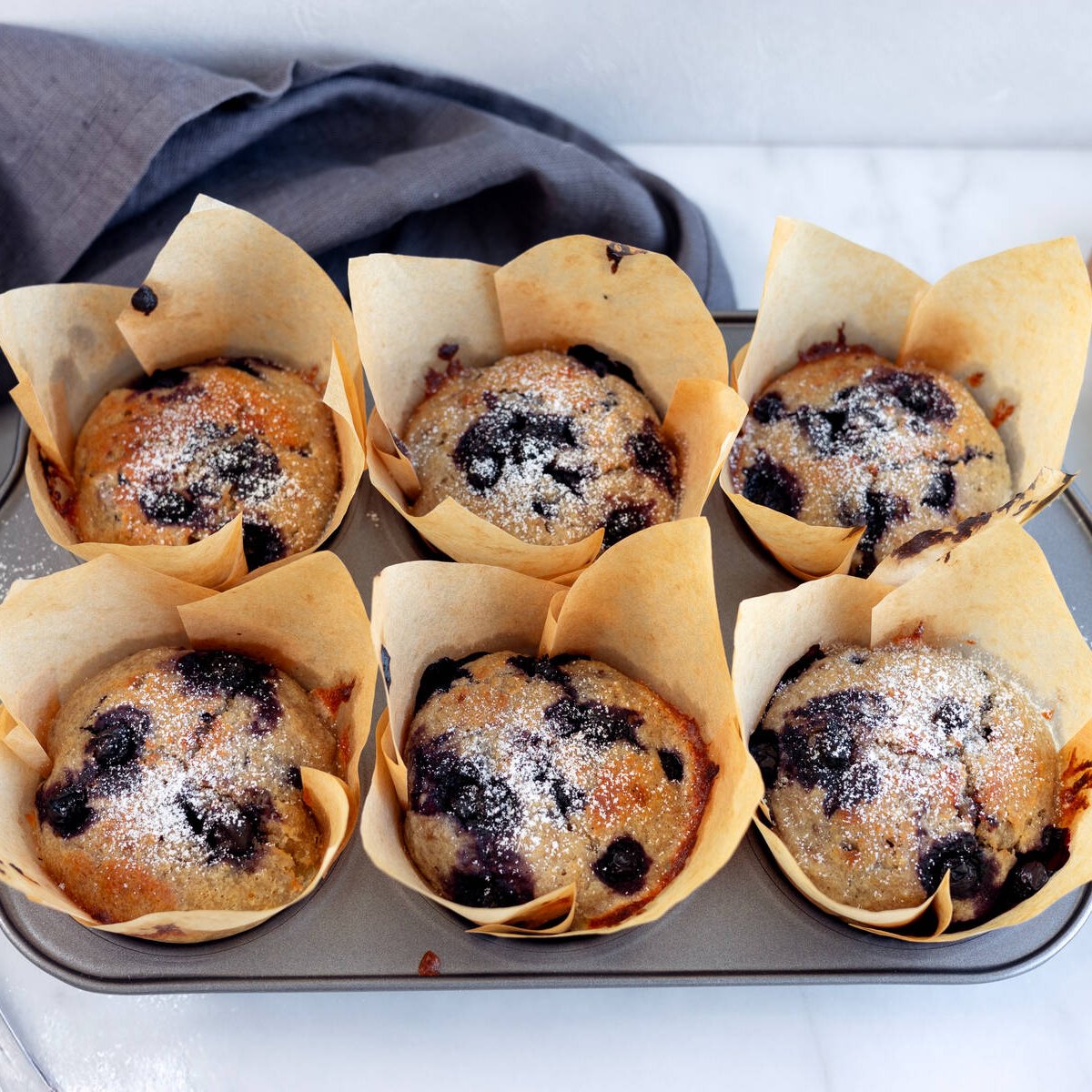 Bananbrödsmuffins med blåbär