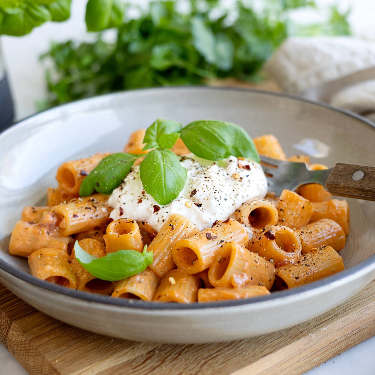 Vodkapasta med tre ostar
