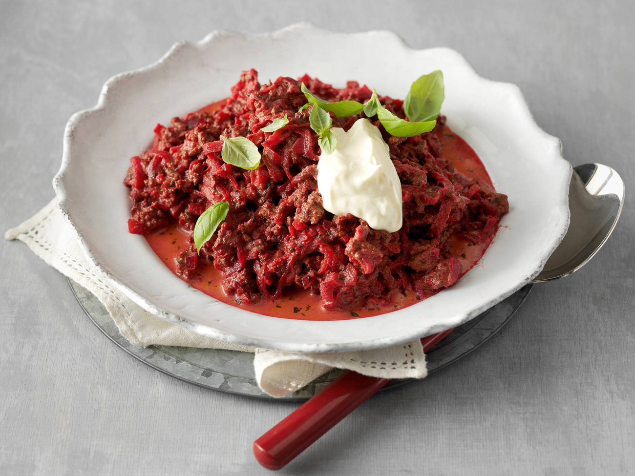 Punainen jauhelihakastike