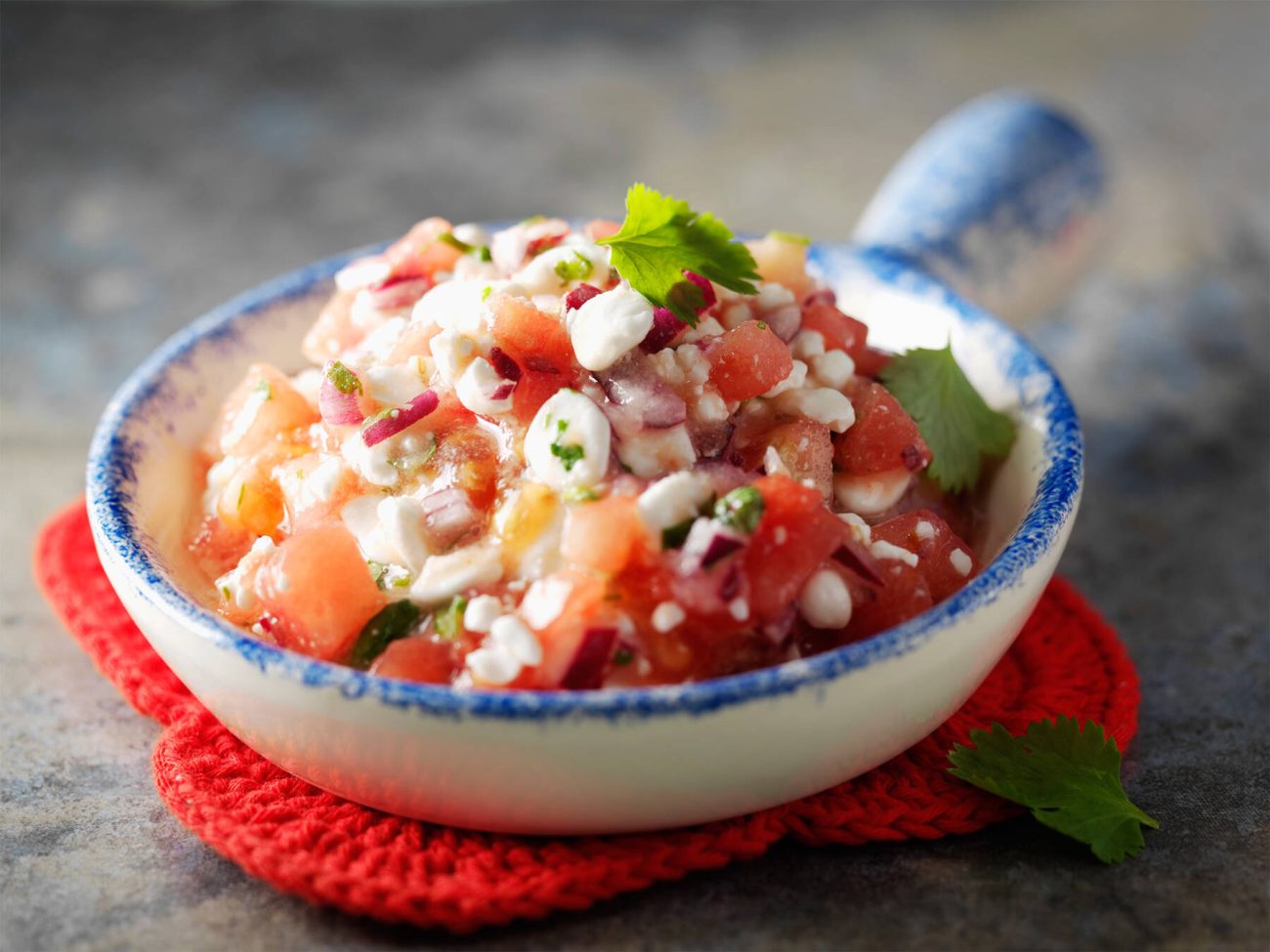 Raejuusto-tomaattisalsa