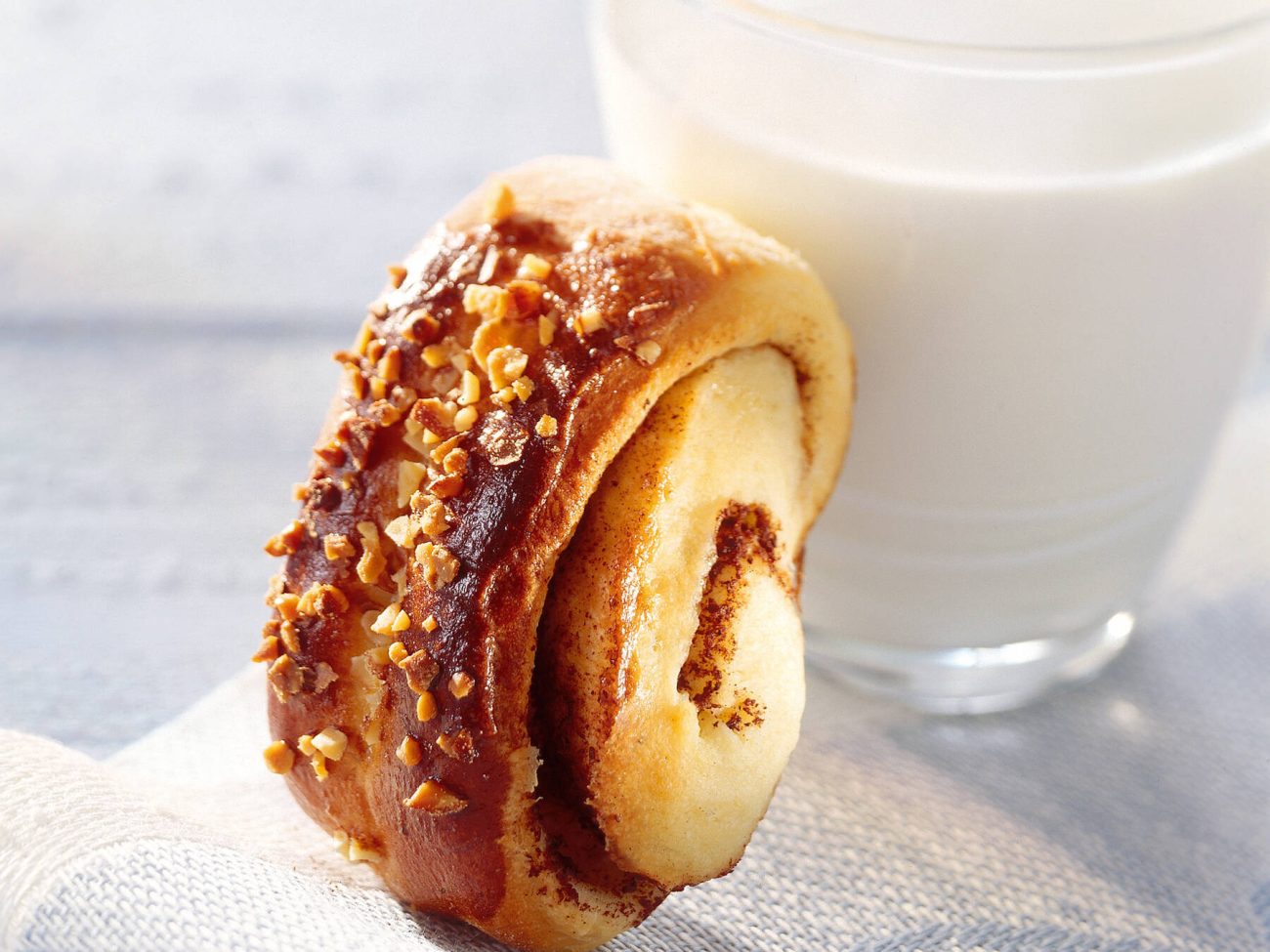 Laktoosittomat korvapuustit