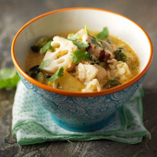 Itämainen broilerikeitto