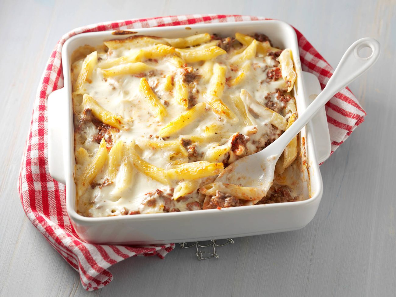 Pasta-jauhelihavuoka italialaiseen tapaan