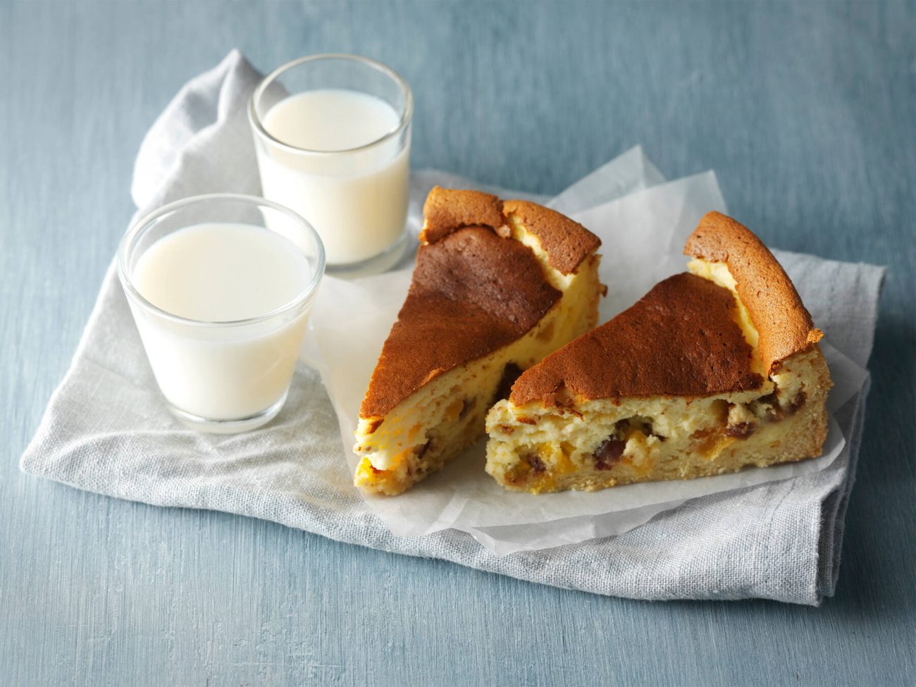 Juustokakku kuivatuista hedelmistä