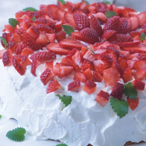 Saksalainen mansikka-jogurttikakku