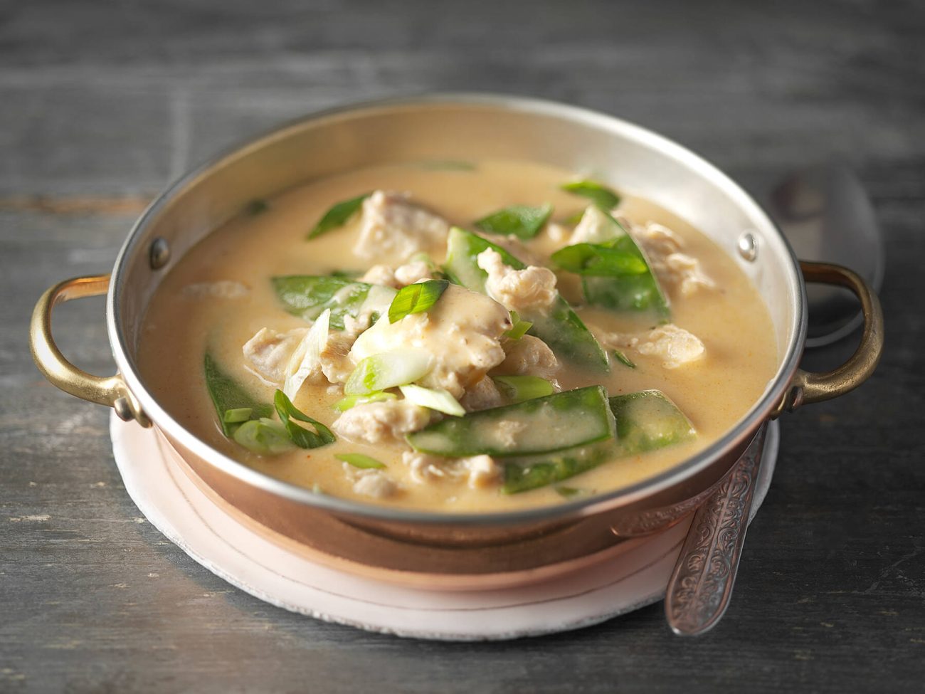 Kanakastike aasialaiseen tapaan