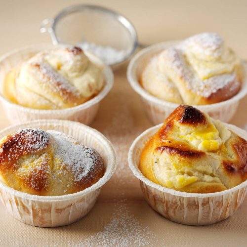 Appelsiini-rahkakierrepullat