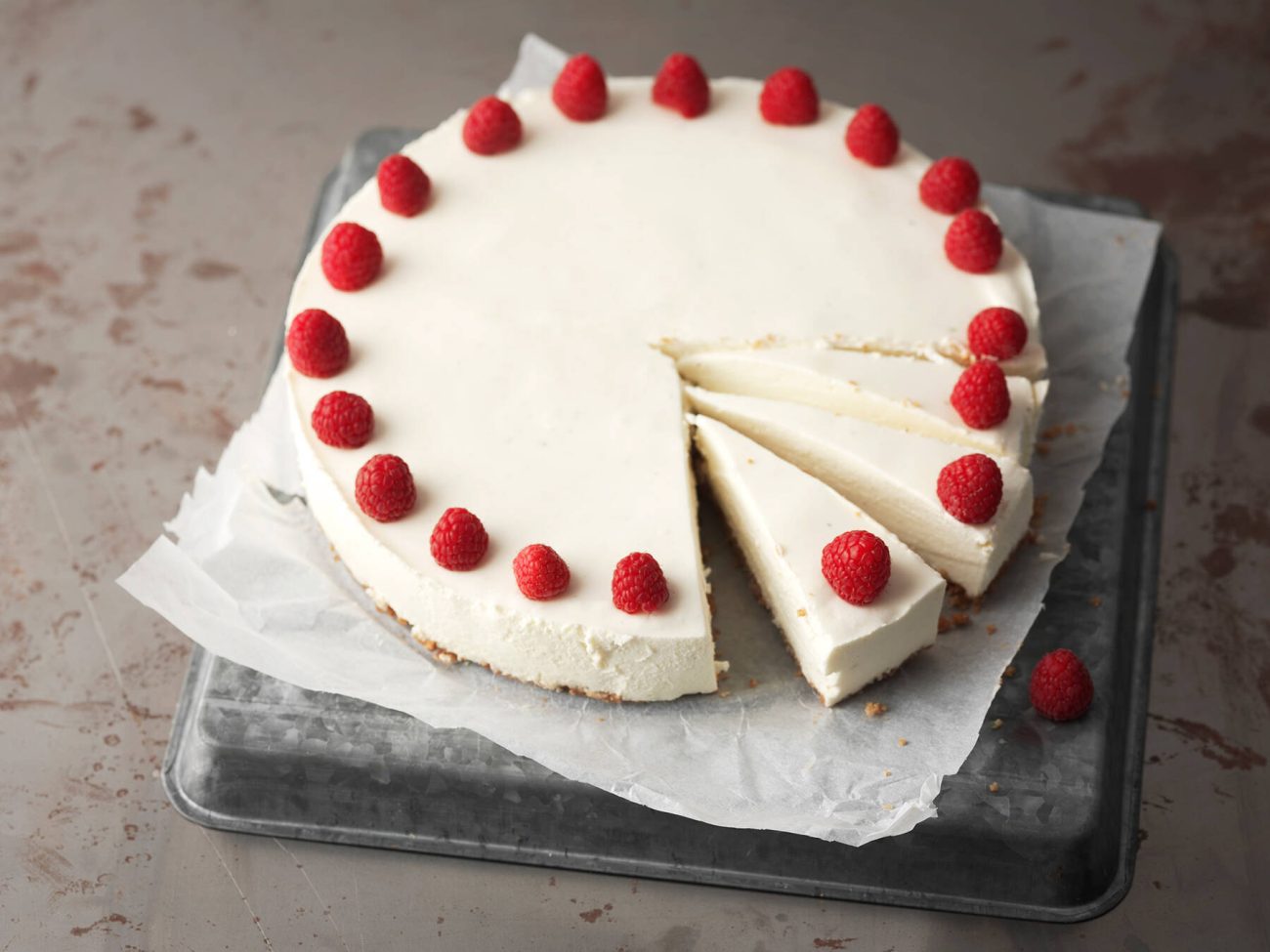 Vadelma-limettijuustokakku