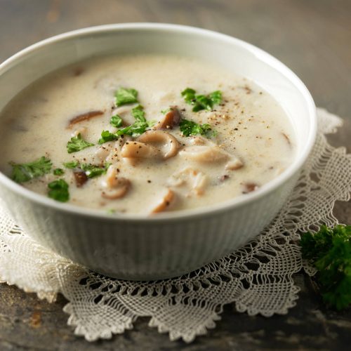 Koskenlaskijan sienikeitto