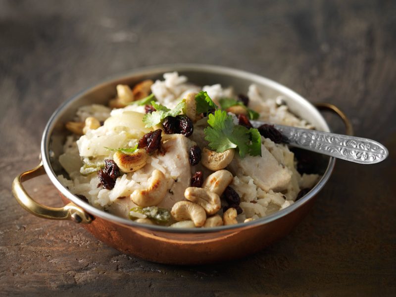 Intialainen broileri-biryani