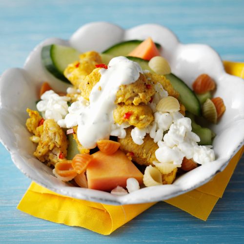 Broileri-papaijasalaatti