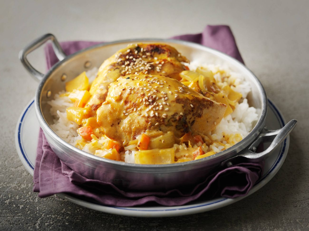 Värikäs seesambroileri