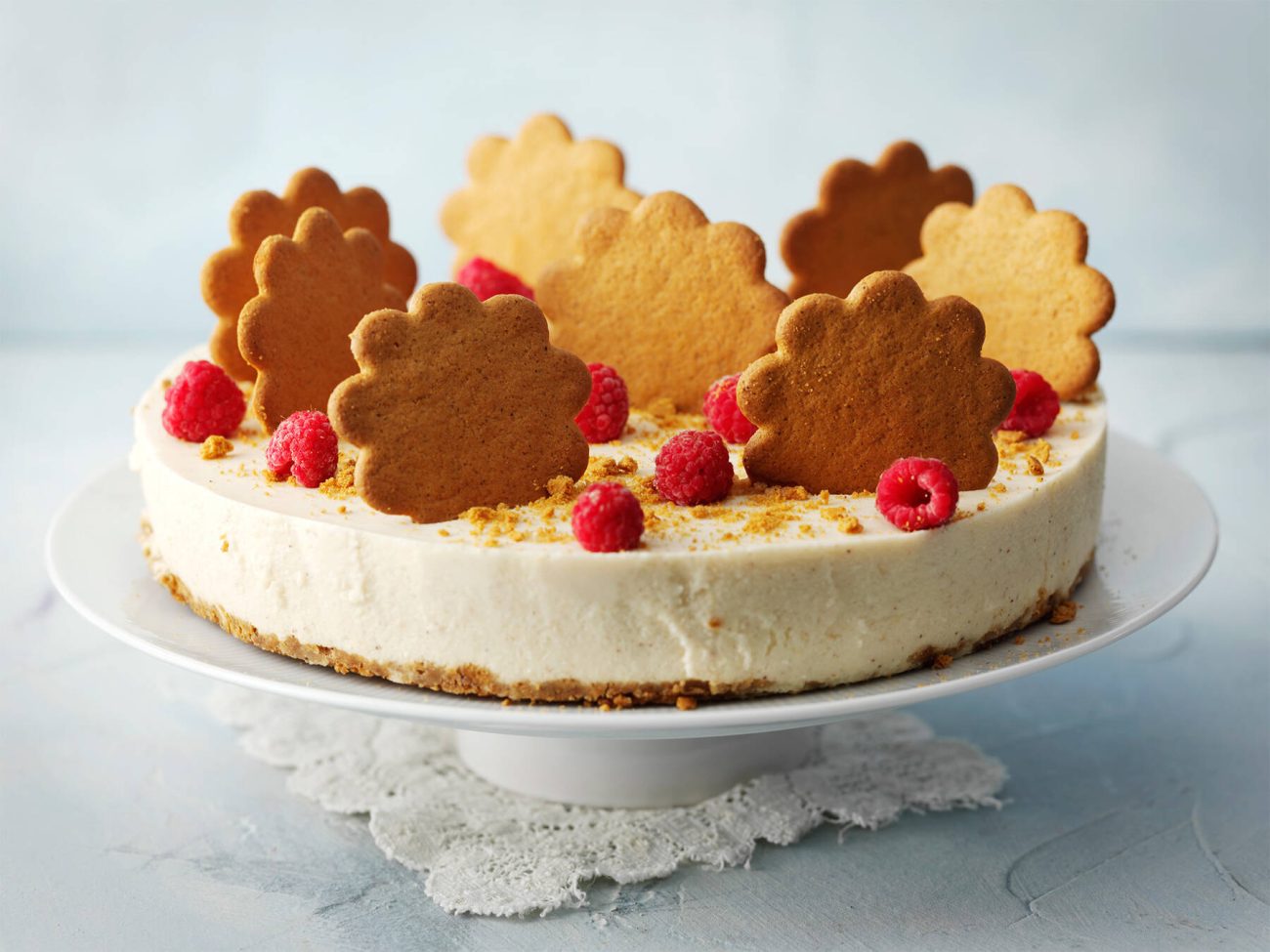 Omenainen piparijuustokakku