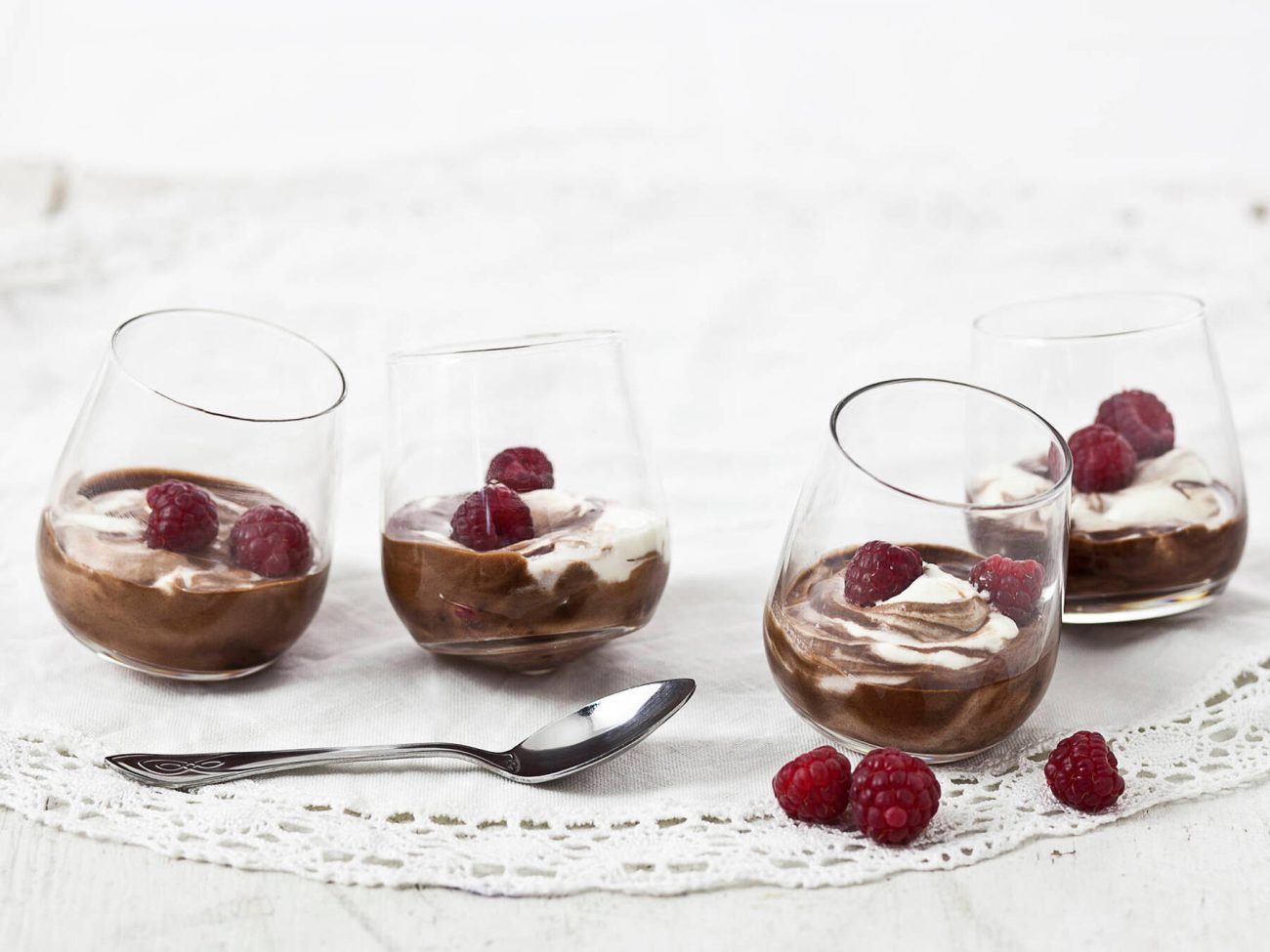 Suklaa-vadelmaunelma