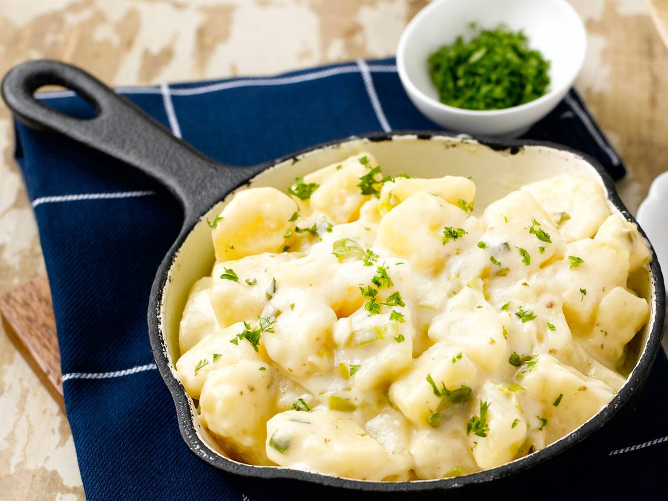 AURA perunat pannulla