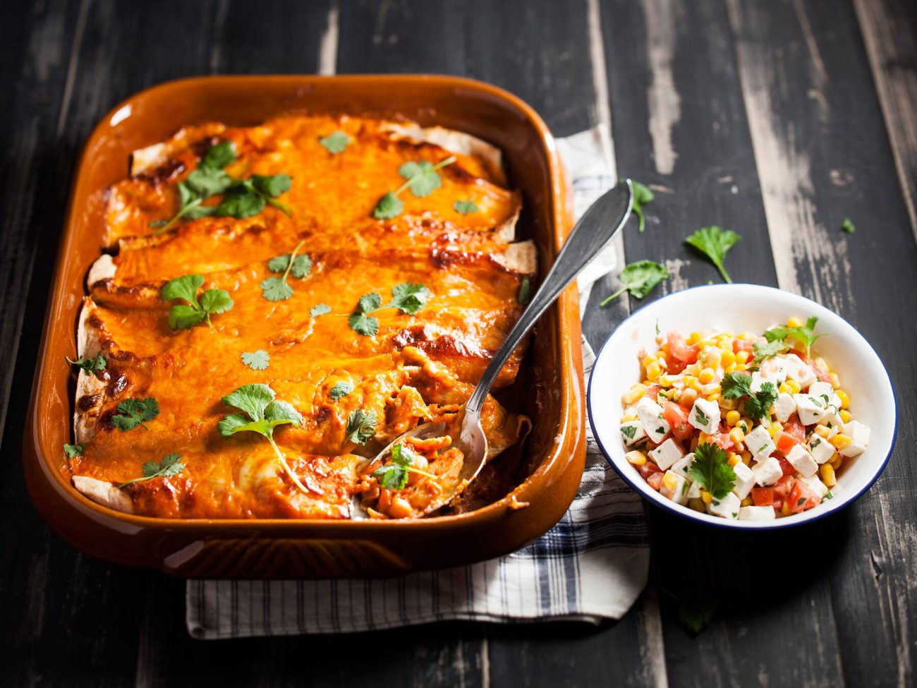 Kanatäytteiset enchiladat