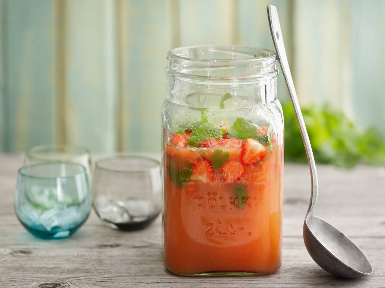 Kohti kesää -booli