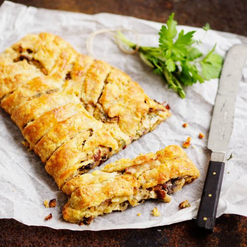 Sieni-pekonipiirakka