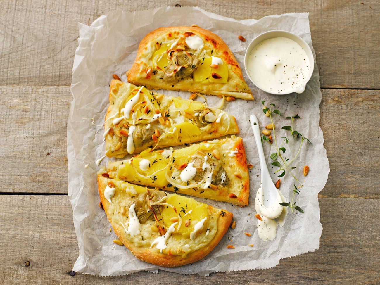 Artisokka-perunapizza