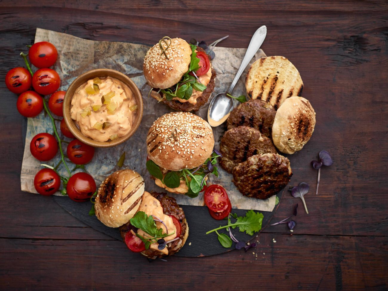 Sipuliset hampurilaiset