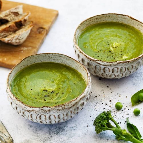 Vihreä kasvissosekeitto