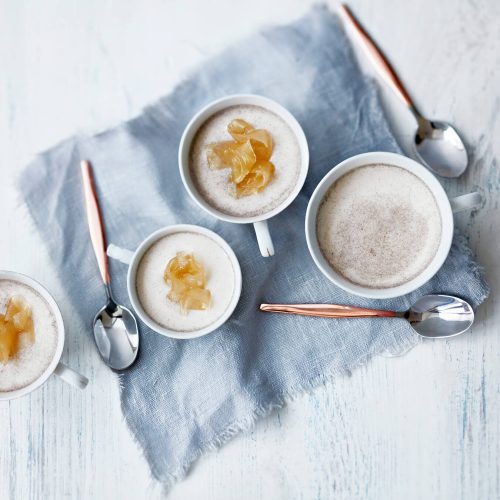 Omena-inkivääri panna cotta