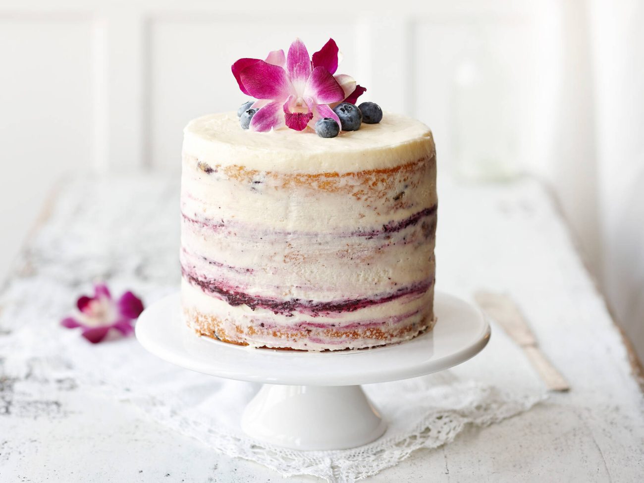 Sitruuna-mustikkakakku