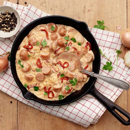 Nakkikastike vartissa