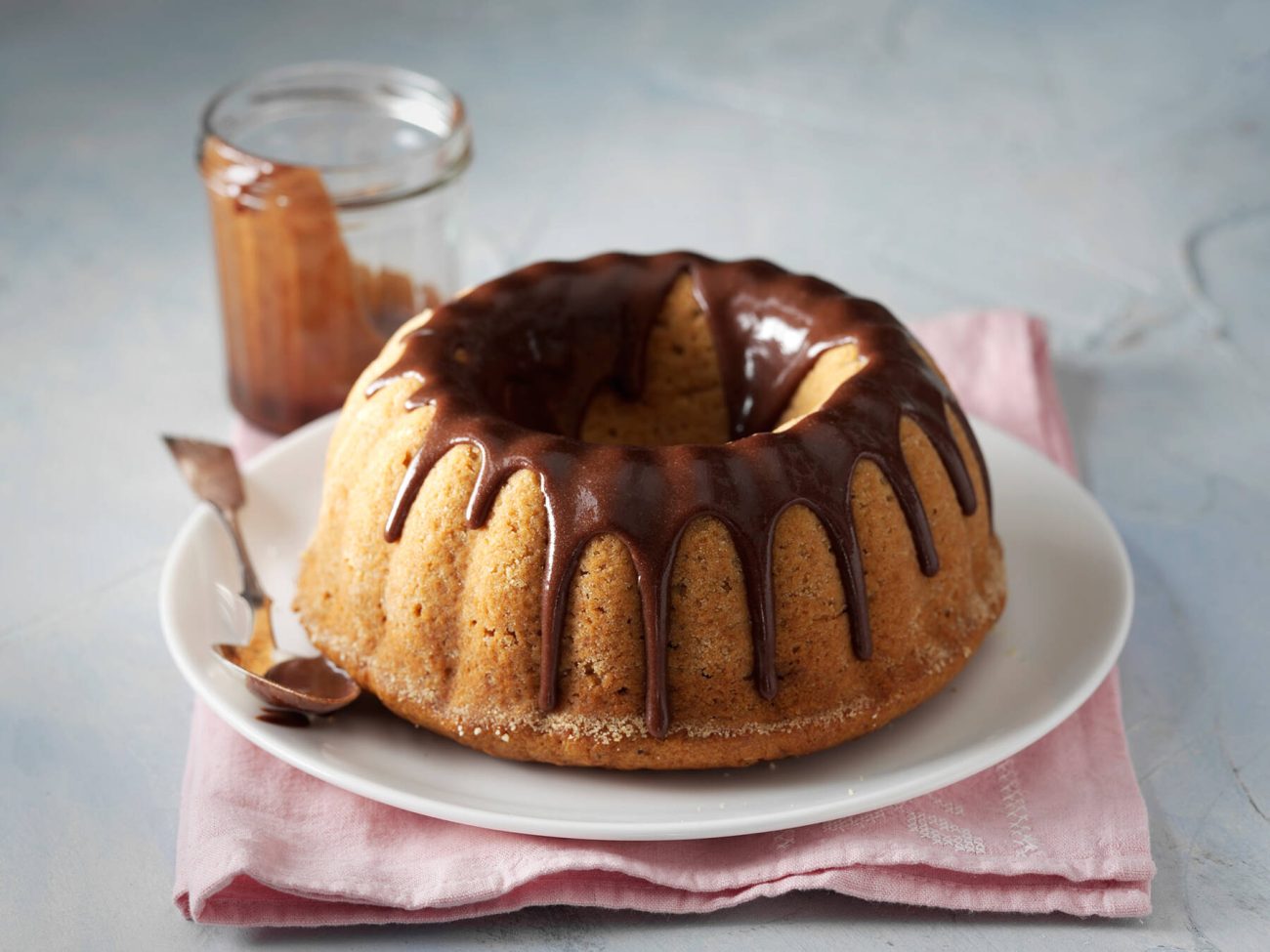 Kuorrutettu päärynäkakku