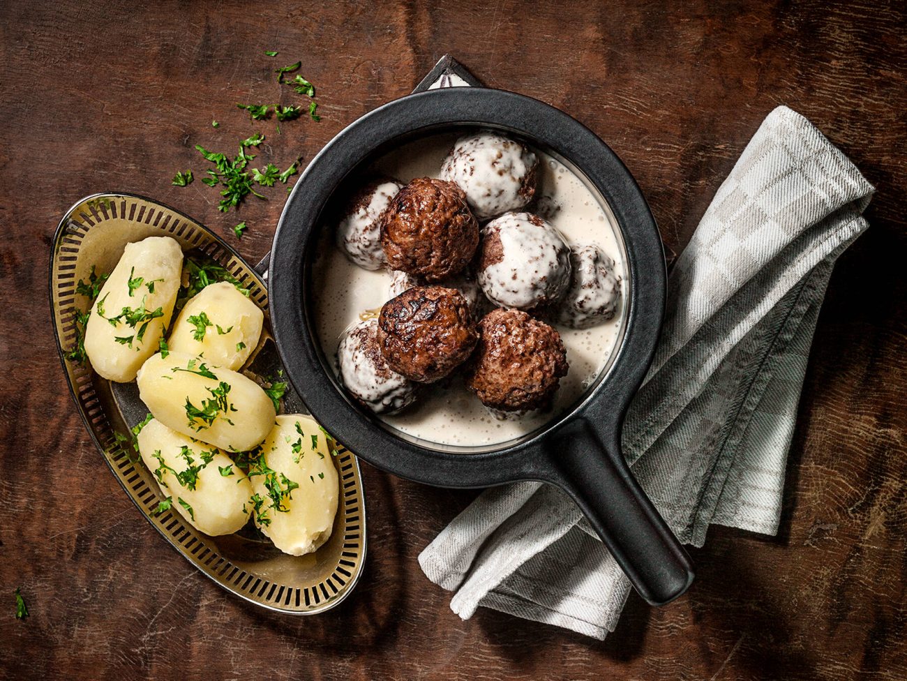 Savuisa lihapullakastike