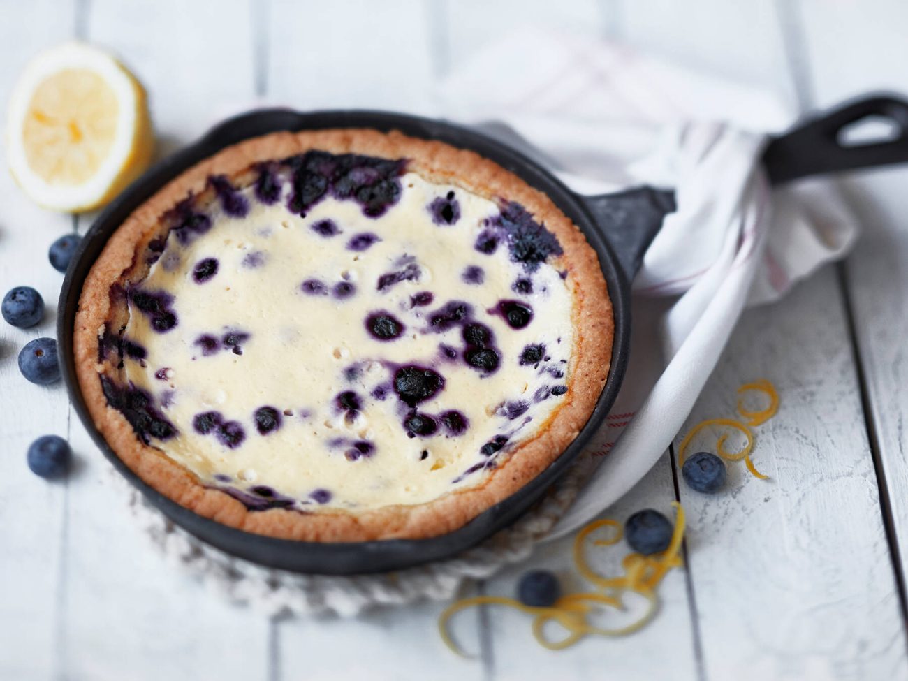 Sitruunainen mustikkapiirakka