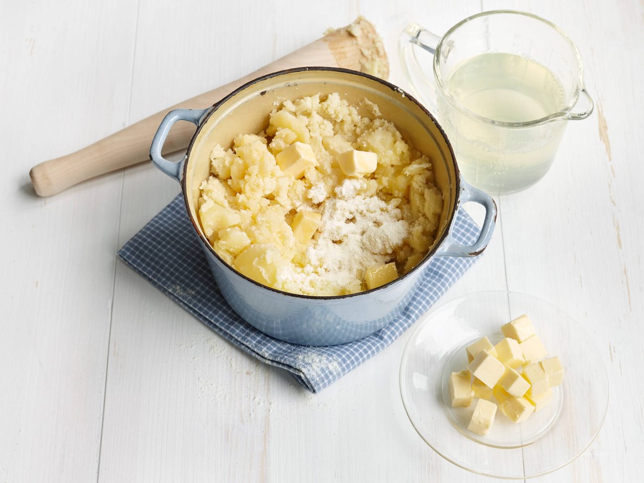 Perunamuusi maitojauheesta