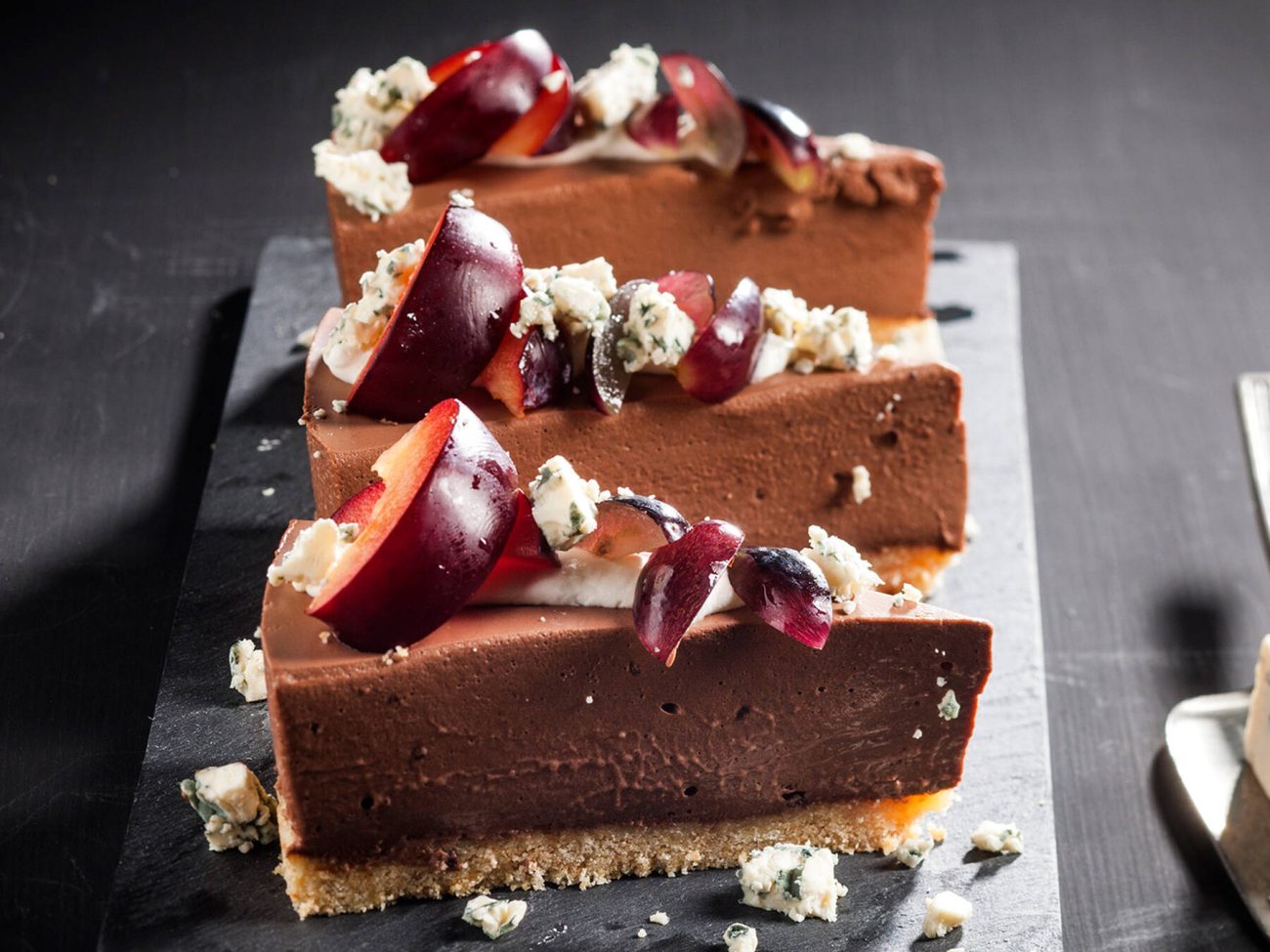 Suklainen AURA kakku