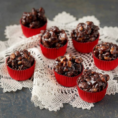 Piparkakkumausteiset riisisuklaat