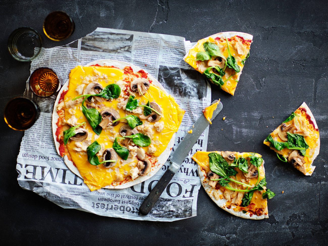 Pikapizza tortillalettuun