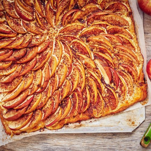 Omenapiirakka pellillinen