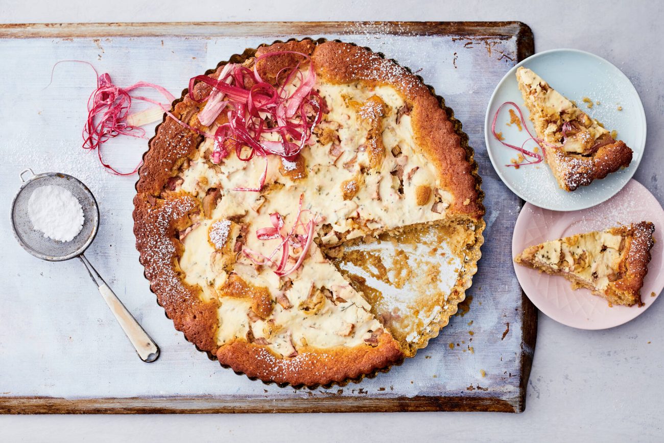 Gluteeniton raparperipiirakka