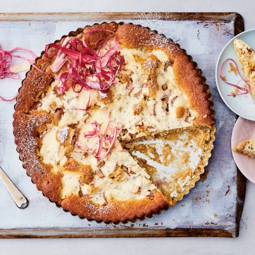 Gluteeniton raparperipiirakka