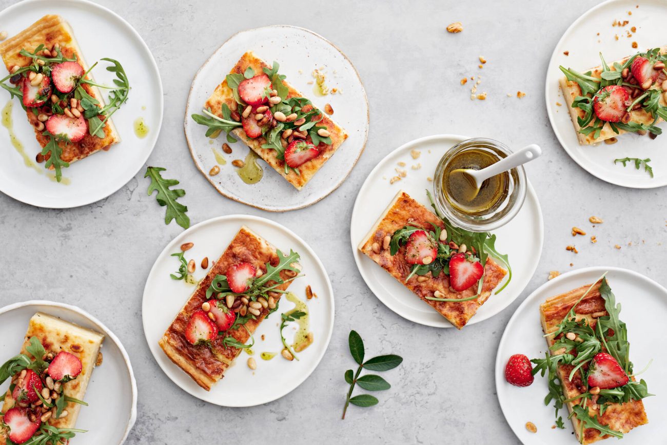 Juustopiirakka pellillinen