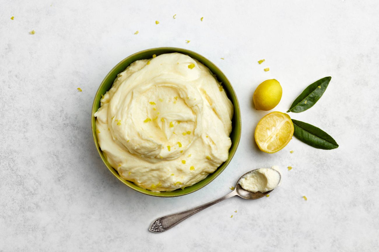 Sitruunatäyte täytekakkuun