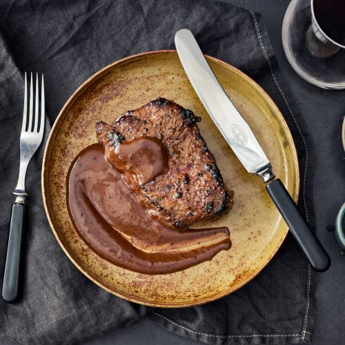 Pippuripihvi turkinpippurikastikkeella