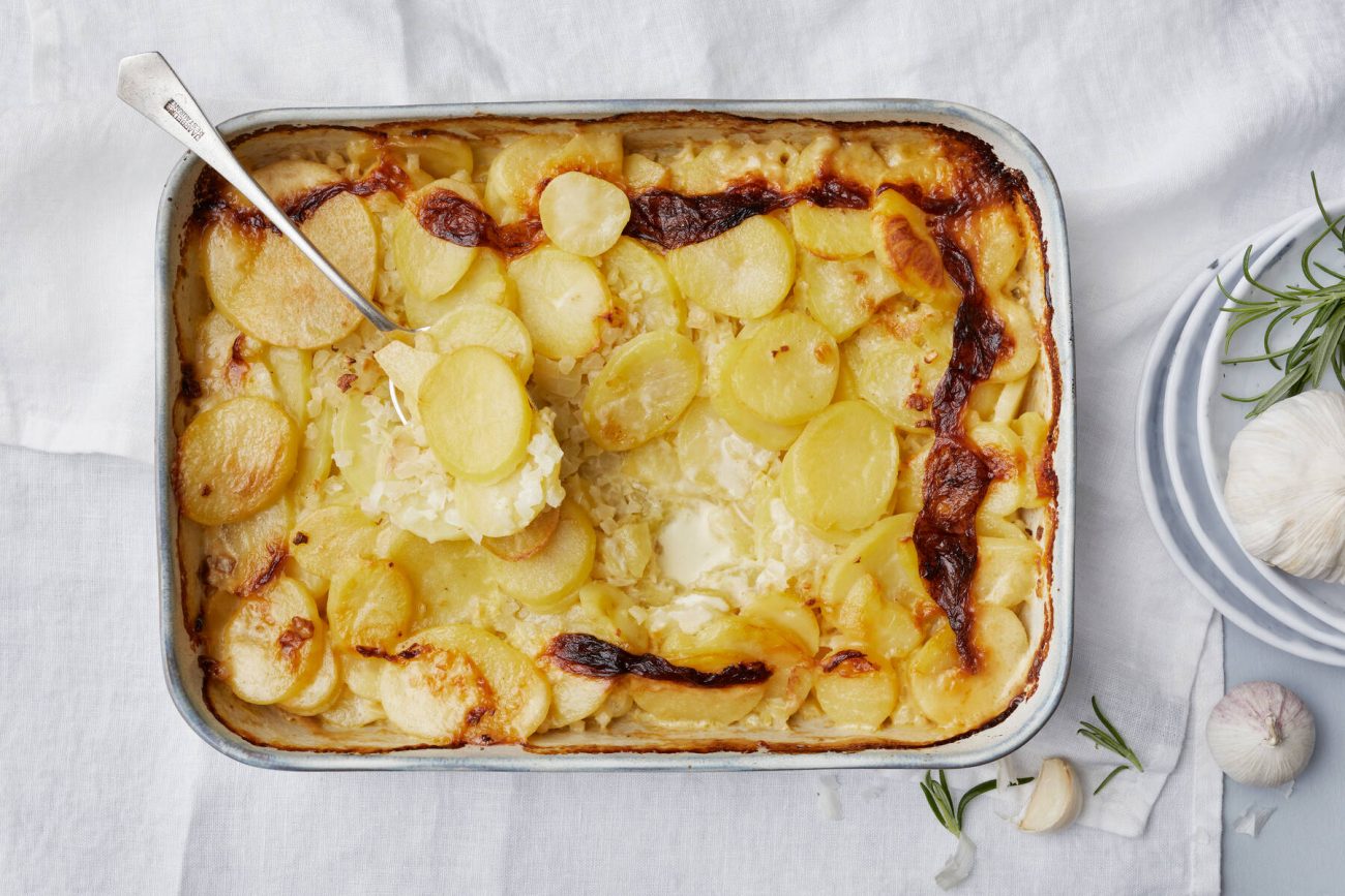 Valkosipulikermaperunat